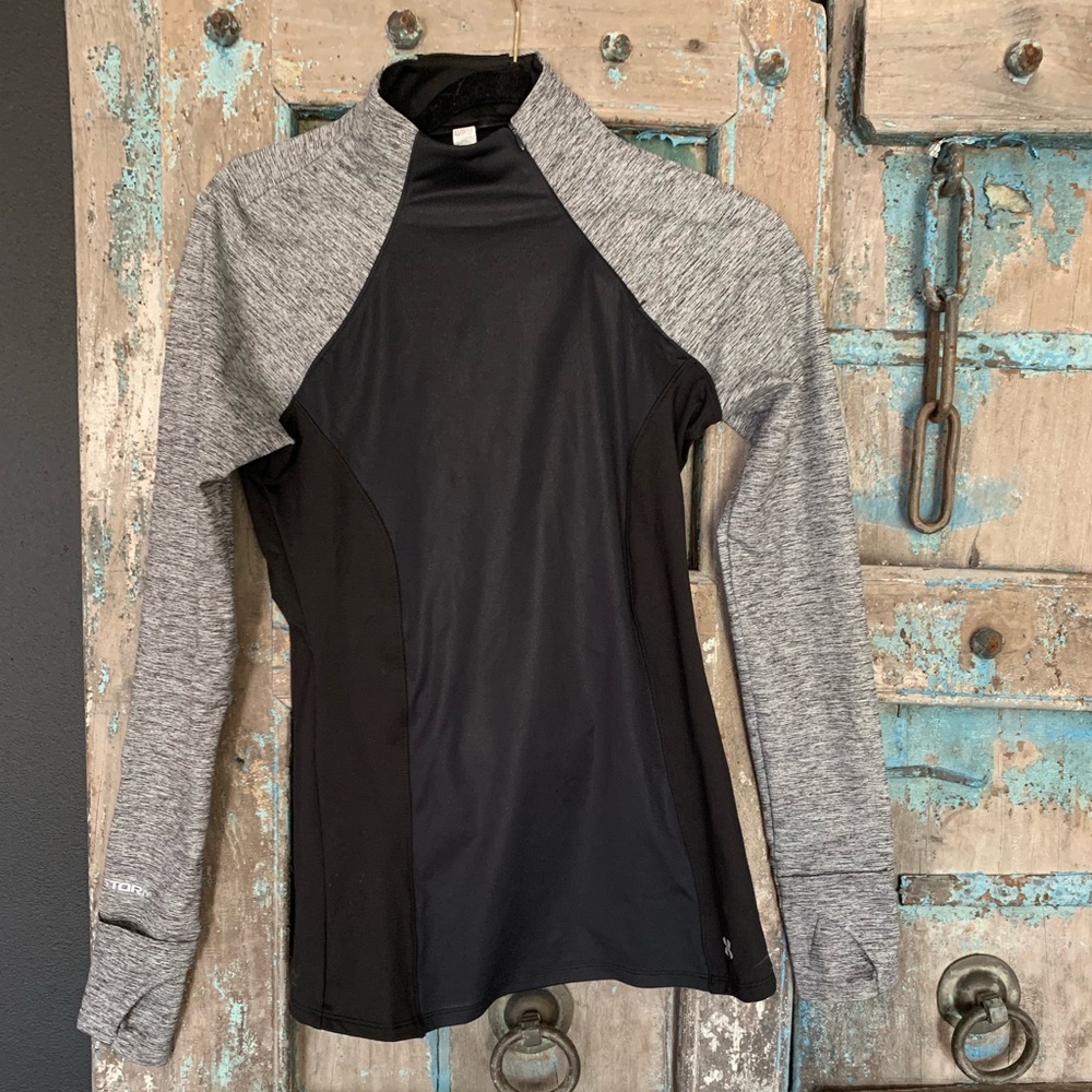 Athletic top